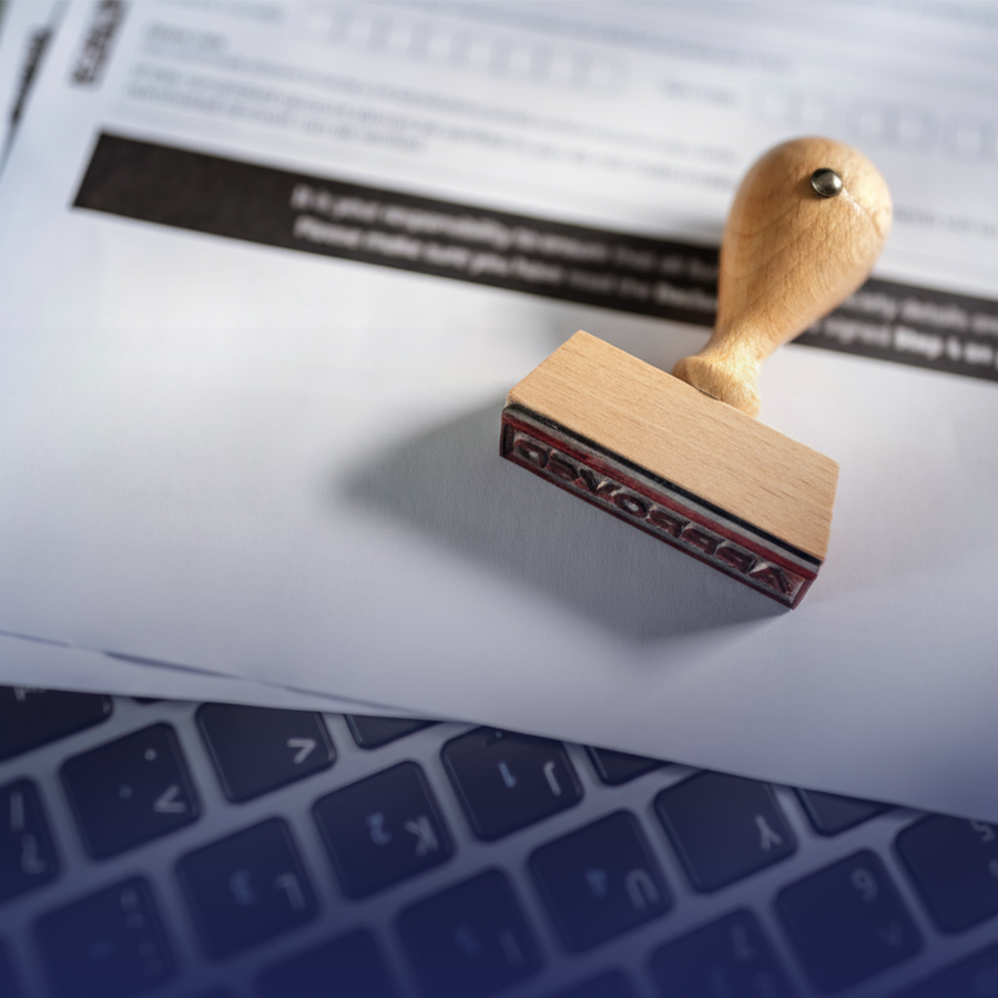 Unterlagen auf einem Laptop